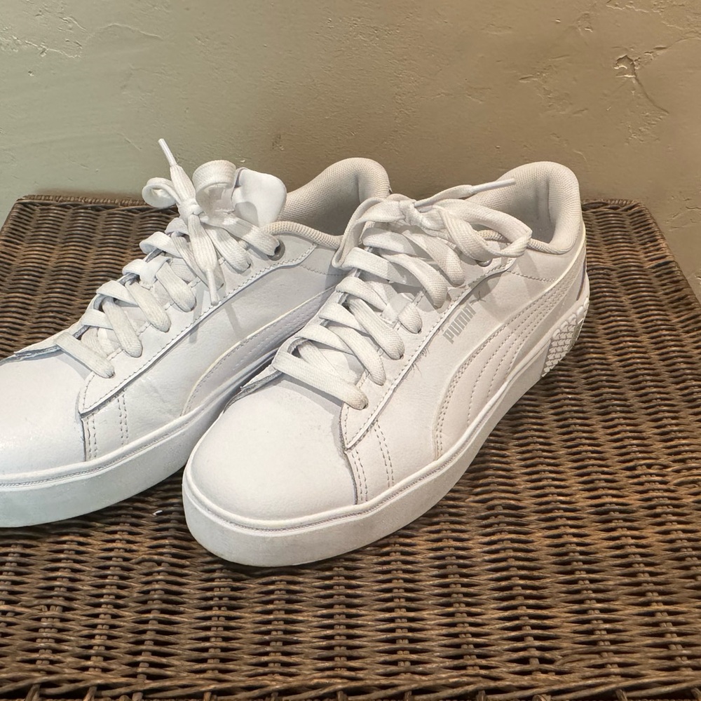 Puma White Athletic Shoes Classic Leather Design